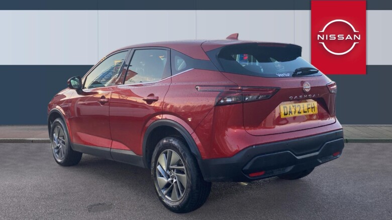 Nissan Qashqai 1.3 DiG-T MH Acenta Premium 5dr Petrol Hatchback